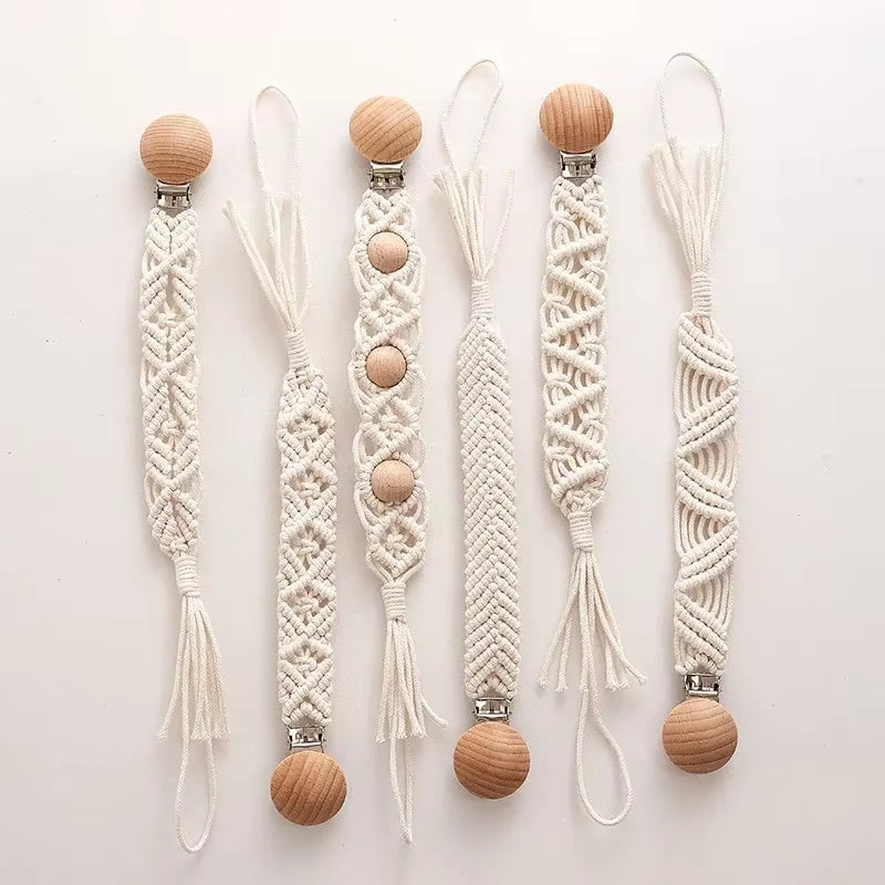 Vintage Simple Crochet Pacifier Clip Baby Cotton Tassel Pacifier Chain for Newborn Teething Soother Chew Dummy Clips Hand Made